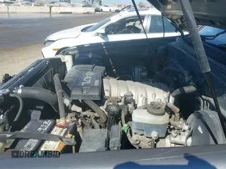 ✅ 2004 Toyota Tundra Limited • VIN: 5TBET38174S435119 • Lot: 43073239. Wystawiony na IAAI z przebiegiem 240 528 mil. Bezpłatny archiwum sprzedaży aukcyjnych z USA i szczegółowy raport historii pojazdu na DreamBid. Zdjęcie 19.