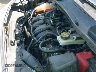 ✅ 2022 Ford Transit Connect XL • VIN: NM0LS7S27N1510424 • Lot: 42343703. Wystawiony na IAAI z przebiegiem 149 355 mil. Bezpłatny archiwum sprzedaży aukcyjnych z USA i szczegółowy raport historii pojazdu na DreamBid. Zdjęcie 19.