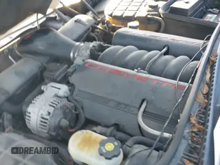 ✅ 2004 Chevrolet Corvette • VIN: 1G1YY22G445108396 • Lot: 43405337. Wystawiony na IAAI z przebiegiem 89 969 mil. Bezpłatny archiwum sprzedaży aukcyjnych z USA i szczegółowy raport historii pojazdu na DreamBid. Zdjęcie 19.