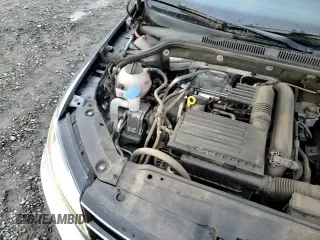 ✅ 2017 Volkswagen Jetta SE • VIN: 3VWDB7AJ3HM390657 • Lot: 93332185. Listed on Copart with 122,783 mi. Free auction sales archive from the USA and detailed vehicle history report at DreamBid. Image 13.