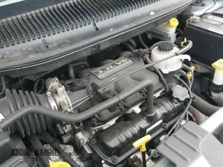 ✅ 2003 Chrysler Voyager LX • VIN: 1C4GJ45363B303928 • Lot: 42239574. Listed on IAAI with 186,943 mi. Free auction sales archive from the USA and detailed vehicle history report at DreamBid. Image 12.