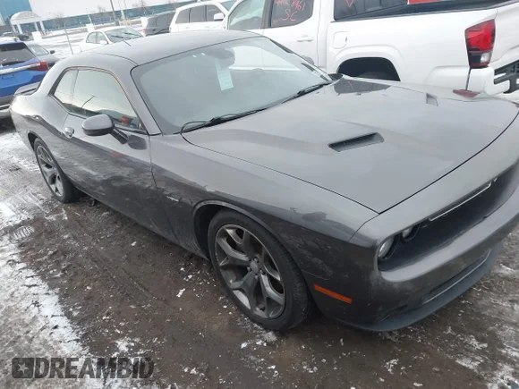 ✅ 2015 Dodge Challenger R/T • VIN: 2C3CDZAT3FH706919 • Lot: 44118119. Wystawiony na IAAI z przebiegiem 88 072 mil. Bezpłatny archiwum sprzedaży aukcyjnych z USA i szczegółowy raport historii pojazdu na DreamBid. Zdjęcie 1.