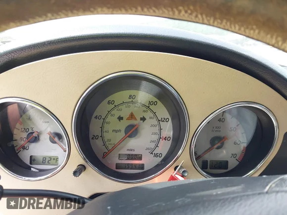 ✅ 2004 Mercedes-Benz SLK 230/320 • VIN: WDBKK49F74F297867 • Lot: 42014094. Wystawiony na IAAI z przebiegiem 199 410 mil. Bezpłatny archiwum sprzedaży aukcyjnych z USA i szczegółowy raport historii pojazdu na DreamBid. Zdjęcie 7.