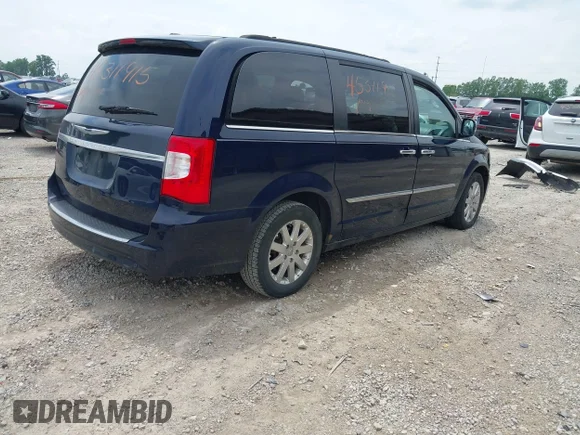 ✅ 2012 Chrysler Town & Country Touring L • VIN: 2C4RC1CG7CR221098 • Лот: 45311915. Опубликован ранее на IAAI с пробегом 159 492 миль. Бесплатный доступ к архиву аукционных продаж из США и подробный отчёт об истории автомобиля на DreamBid. Изображение 4.
