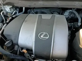 ✅ 2022 Lexus RX 350 • VIN: 2T2HZMAA8NC220017 • Lot: 81063255. Listed on Copart with 60,585 mi. Free auction sales archive from the USA and detailed vehicle history report at DreamBid. Image 15.