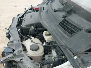 ✅ 2017 Mercedes-Benz Metris Cargo • VIN: WD3PG2EA4H3201489 • Lot: 42405877. Wystawiony na IAAI z przebiegiem 150 463 mil. Bezpłatny archiwum sprzedaży aukcyjnych z USA i szczegółowy raport historii pojazdu na DreamBid. Zdjęcie 19.