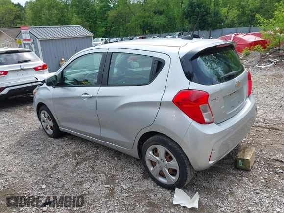 ✅ 2019 Chevrolet Spark LS • VIN: KL8CB6SA3KC786838 • Lot: 45217930. Wystawiony na IAAI z przebiegiem 34 773 mil. Bezpłatny archiwum sprzedaży aukcyjnych z USA i szczegółowy raport historii pojazdu na DreamBid. Zdjęcie 3.
