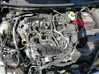 ✅ 2025 Nissan Kicks SV • VIN: 3N8AP6CA7SL392914 • Lot: 92714405. Listed on Copart with 13,682 mi. Free auction sales archive from the USA and detailed vehicle history report at DreamBid. Image 15.