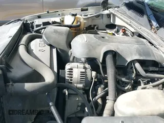 ✅ 2003 Chevrolet Silverado 1500 Work Truck • VIN: 1GCEC14V83Z249042 • Лот: 43410072. Опубликован ранее на IAAI с пробегом 335 515 миль. Бесплатный доступ к архиву аукционных продаж из США и подробный отчёт об истории автомобиля на DreamBid. Изображение 19.