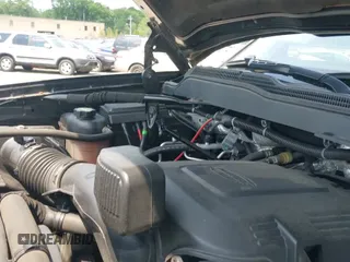 ✅ 2016 Chevrolet Silverado 2500HD Work Truck • VIN: 1GC2KUEG3GZ354360 • Lot: 42492700. Wystawiony na IAAI z przebiegiem 184 662 mil. Bezpłatny archiwum sprzedaży aukcyjnych z USA i szczegółowy raport historii pojazdu na DreamBid. Zdjęcie 19.