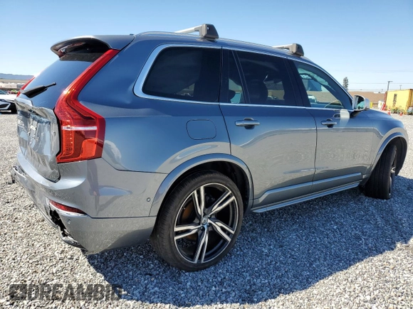 ✅ 2018 Volvo XC90 R-Design • VIN: YV4102PM6J1370841 • Lot: 43660263. Wystawiony na Copart z przebiegiem 55 045 mil. Bezpłatny archiwum sprzedaży aukcyjnych z USA i szczegółowy raport historii pojazdu na DreamBid. Zdjęcie 3.
