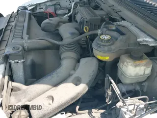 ✅ 2006 Ford F-250 XL • VIN: 1FTNF20586ED04913 • Лот: 42836112. Опубликован ранее на IAAI с пробегом 173 674 миль. Бесплатный доступ к архиву аукционных продаж из США и подробный отчёт об истории автомобиля на DreamBid. Изображение 19.