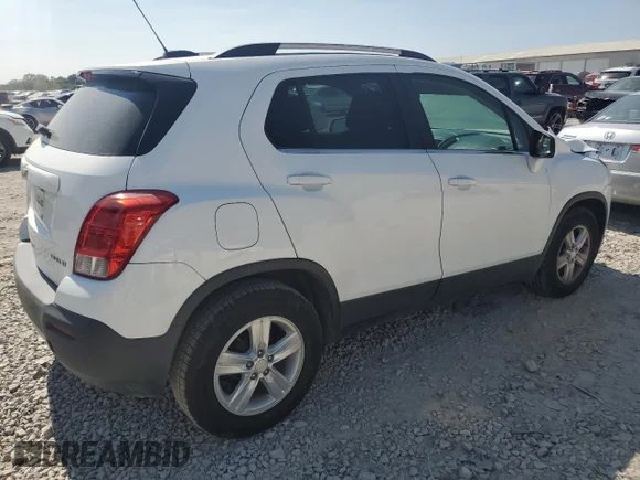 ✅ 2015 Chevrolet Trax LT • VIN: 3GNCJLSBXFL242789 • Лот: 70840154. Опубліковано раніше на Copart з пробігом 171 206 миль. Безкоштовний доступ до архіву аукціонних продажів зі США та докладний звіт про історію автомобіля на DreamBid. Зображення 3.