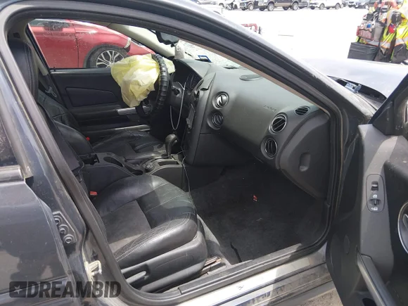 ✅ 2008 Pontiac Grand Prix GXP • VIN: 2G2WC55C781160687 • Lot: 45115540. Wystawiony na IAAI z przebiegiem Nie podano. Bezpłatny archiwum sprzedaży aukcyjnych z USA i szczegółowy raport historii pojazdu na DreamBid. Zdjęcie 5.