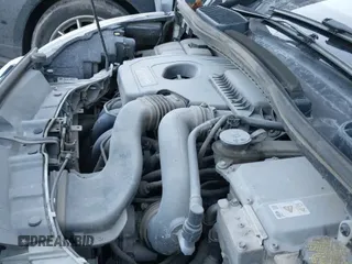 ✅ 2016 Ford C-Max SE • VIN: 1FADP5AU5GL109919 • Lot: 41602524. Wystawiony na IAAI z przebiegiem 206 198 mil. Bezpłatny archiwum sprzedaży aukcyjnych z USA i szczegółowy raport historii pojazdu na DreamBid. Zdjęcie 19.