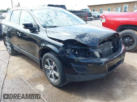 ✅ 2012 Volvo XC60 3.0L • VIN: YV4902DZXC2303420 • Lot: 42305728. Wystawiony na IAAI z przebiegiem 69 989 mil. Bezpłatny archiwum sprzedaży aukcyjnych z USA i szczegółowy raport historii pojazdu na DreamBid. Zdjęcie 1.