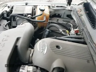 ✅ 2002 Chevrolet Suburban LS • VIN: 3GNEC16Z62G297015 • Лот: 41756723. Опубликован ранее на IAAI с пробегом 374 724 миль. Бесплатный доступ к архиву аукционных продаж из США и подробный отчёт об истории автомобиля на DreamBid. Изображение 12.