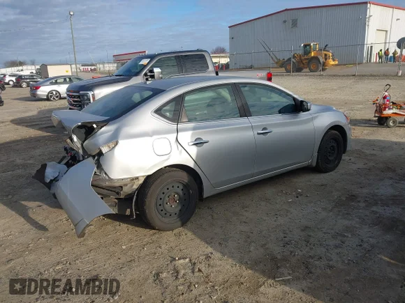 ✅ 2015 Nissan Sentra S • VIN: 3N1AB7AP3FY298693 • Лот: 43994322. Опубліковано раніше на IAAI з пробігом 236 528 миль. Безкоштовний доступ до архіву аукціонних продажів зі США та докладний звіт про історію автомобіля на DreamBid. Зображення 4.