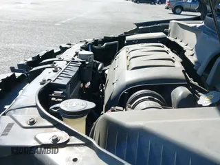 ✅ 2011 Chevrolet Traverse 2LT • VIN: 1GNKVJED2BJ294596 • Лот: 43483425. Опубликован ранее на IAAI с пробегом 196 155 миль. Бесплатный доступ к архиву аукционных продаж из США и подробный отчёт об истории автомобиля на DreamBid. Изображение 20.