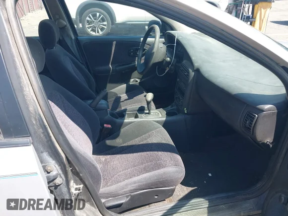 ✅ 2001 Saturn SL • VIN: 1G8ZK52761Z272813 • Лот: 44825641. Опубліковано раніше на IAAI з пробігом 137 140 миль. Безкоштовний доступ до архіву аукціонних продажів зі США та докладний звіт про історію автомобіля на DreamBid. Зображення 5.