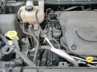 ✅ 2020 Chrysler Voyager LX • VIN: 2C4RC1CG4LR113277 • Lot: 90528155. Wystawiony na Copart z przebiegiem 46 838 mil. Bezpłatny archiwum sprzedaży aukcyjnych z USA i szczegółowy raport historii pojazdu na DreamBid. Zdjęcie 16.