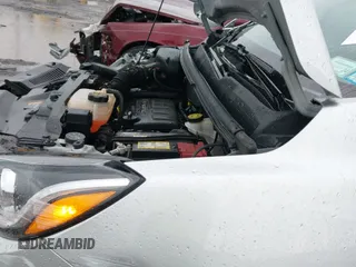 ✅ 2020 Chevrolet Trax LT • VIN: KL7CJPSB5LB021594 • Lot: 42090813. Wystawiony na IAAI z przebiegiem 37 641 mil. Bezpłatny archiwum sprzedaży aukcyjnych z USA i szczegółowy raport historii pojazdu na DreamBid. Zdjęcie 19.