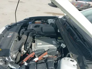 ✅ 2014 Ford Fusion SE Hybrid • VIN: 3FA6P0LU0ER276065 • Lot: 43740361. Wystawiony na IAAI z przebiegiem 128 793 mil. Bezpłatny archiwum sprzedaży aukcyjnych z USA i szczegółowy raport historii pojazdu na DreamBid. Zdjęcie 12.