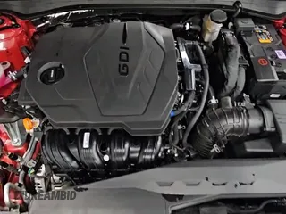 ✅ 2025 Kia K5 LXS • VIN: KNAG24J70S5327934 • Lot: 93059515. Listed on Copart with 35,632 mi. Free auction sales archive from the USA and detailed vehicle history report at DreamBid. Image 14.