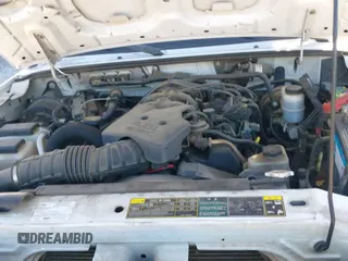 ✅ 2010 Ford Ranger XL • VIN: 1FTKR1EE7APA16407 • Lot: 41019733. Wystawiony na IAAI z przebiegiem 172 609 mil. Bezpłatny archiwum sprzedaży aukcyjnych z USA i szczegółowy raport historii pojazdu na DreamBid. Zdjęcie 20.