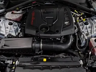 ✅ 2022 Alfa Romeo Giulia • VIN: ZARFAMAN4N7660491 • Lot: 87297905. Listed on Copart with 40,490 mi. Free auction sales archive from the USA and detailed vehicle history report at DreamBid. Image 14.