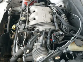 2002 Chevrolet Malibu z VIN 1G1ND52J42M623395, wystawiony jako IAAI lot #41609002 z przebiegiem 197 572 mil mil oraz . Historia ofert i sprzedaży dostępna na DreamBid. Obrazek 19.