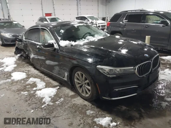 ✅ 2017 BMW 7 Series 740i • VIN: WBA7E2C3XHG741225 • Лот: 44404151. Опубликован ранее на IAAI с пробегом 87 785 миль. Бесплатный доступ к архиву аукционных продаж из США и подробный отчёт об истории автомобиля на DreamBid. Изображение 1.