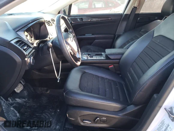✅ 2018 Ford Fusion SE • VIN: 3FA6P0H74JR216044 • Lot: 39333633. Wystawiony na Copart z przebiegiem 69 789 mil. Bezpłatny archiwum sprzedaży aukcyjnych z USA i szczegółowy raport historii pojazdu na DreamBid. Zdjęcie 7.