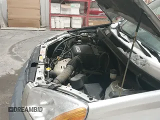 ✅ 2003 Toyota RAV4 • VIN: JTEHH20V236094110 • Lot: 43656039. Wystawiony na IAAI z przebiegiem 142 450 mil. Bezpłatny archiwum sprzedaży aukcyjnych z USA i szczegółowy raport historii pojazdu na DreamBid. Zdjęcie 20.