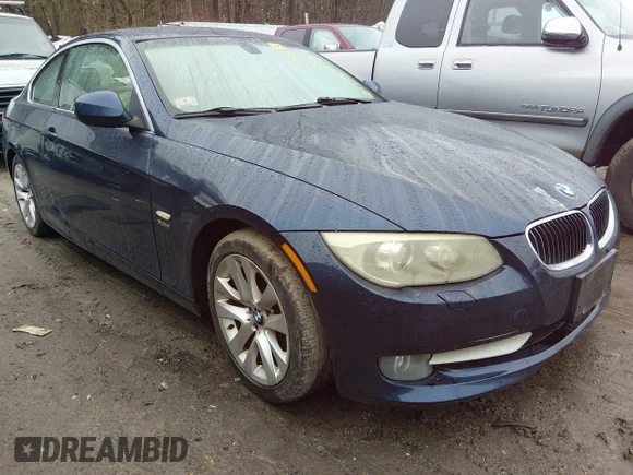 ✅ 2011 BMW 3 Series 328i xDrive • VIN: WBAKF5C50BE655211 • Lot: 44547034. Wystawiony na IAAI z przebiegiem 142 683 mil. Bezpłatny archiwum sprzedaży aukcyjnych z USA i szczegółowy raport historii pojazdu na DreamBid. Zdjęcie 1.