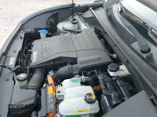 ✅ 2017 Kia Niro Touring • VIN: KNDCE3LC9H5038363 • Лот: 41561392. Опубликован ранее на IAAI с пробегом 103 480 миль. Бесплатный доступ к архиву аукционных продаж из США и подробный отчёт об истории автомобиля на DreamBid. Изображение 19.