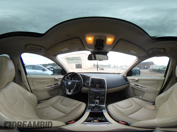 ✅ 2014 Volvo XC60 R-Design Premier Plus • VIN: YV4902DZ1E2502004 • Lot: 43310070. Wystawiony na IAAI z przebiegiem 149 466 mil. Bezpłatny archiwum sprzedaży aukcyjnych z USA i szczegółowy raport historii pojazdu na DreamBid. Zdjęcie 17.
