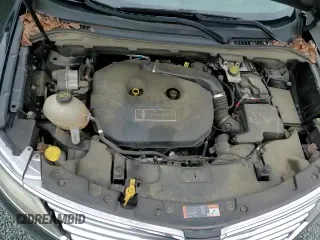 ✅ 2018 Lincoln MKC Premiere • VIN: 5LMCJ1C99JUL01038 • Lot: 67831695. Wystawiony na Copart z przebiegiem 132 584 mil. Bezpłatny archiwum sprzedaży aukcyjnych z USA i szczegółowy raport historii pojazdu na DreamBid. Zdjęcie 15.