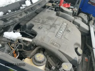 ✅ 2016 Lincoln MKT • VIN: 2LMHJ5NK8GBL00885 • Lot: 41561425. Listed on IAAI with 351,462 mi. Free auction sales archive from the USA and detailed vehicle history report at DreamBid. Image 19.