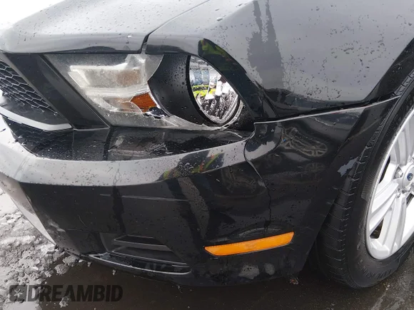 ✅ 2010 Ford Mustang V6 • VIN: 1ZVBP8EN1A5163071 • Лот: 44239364. Опубликован ранее на IAAI с пробегом 157 426 миль. Бесплатный доступ к архиву аукционных продаж из США и подробный отчёт об истории автомобиля на DreamBid. Изображение 6.