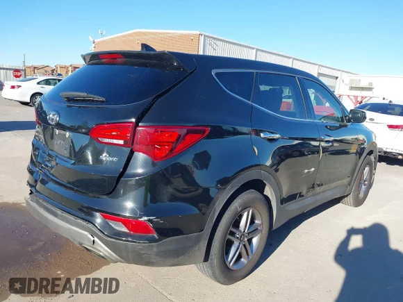 ✅ 2017 Hyundai Santa Fe 2.4L • VIN: 5XYZT3LB0HG434423 • Lot: 43887589. Wystawiony na IAAI z przebiegiem 182 362 mil. Bezpłatny archiwum sprzedaży aukcyjnych z USA i szczegółowy raport historii pojazdu na DreamBid. Zdjęcie 4.