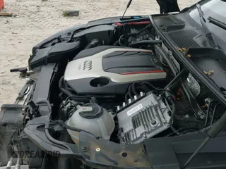 ✅ 2018 Audi SQ5 Prestige • VIN: WA1C4AFY7J2030049 • Lot: 43399106. Wystawiony na IAAI z przebiegiem 112 876 mil. Bezpłatny archiwum sprzedaży aukcyjnych z USA i szczegółowy raport historii pojazdu na DreamBid. Zdjęcie 21.