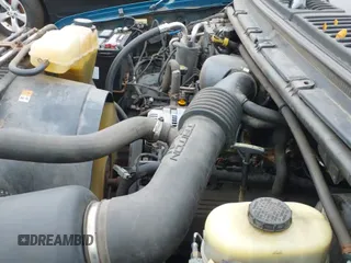 ✅ 2000 Ford F-250 XL • VIN: 1FTNX21L8YEE23865 • Lot: 43764740. Listed on IAAI with 194,909 mi. Free auction sales archive from the USA and detailed vehicle history report at DreamBid. Image 13.