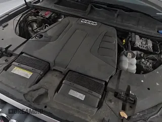 ✅ 2019 Audi Q7 Premium • VIN: WA1AHAF72KD035006 • Lot: 85149035. Wystawiony na Copart z przebiegiem 126 744 mil. Bezpłatny archiwum sprzedaży aukcyjnych z USA i szczegółowy raport historii pojazdu na DreamBid. Zdjęcie 15.