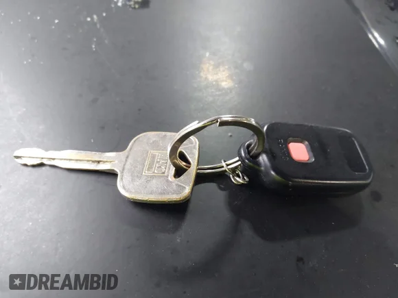 ✅ 2004 Pontiac Vibe • VIN: 5Y2SL62884Z413923 • Лот: 45045577. Опубліковано раніше на IAAI з пробігом 247 990 миль. Безкоштовний доступ до архіву аукціонних продажів зі США та докладний звіт про історію автомобіля на DreamBid. Зображення 11.