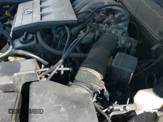 ✅ 1996 Lexus ES 300 • VIN: JT8BF12G9T0138503 • Lot: 41653158. Wystawiony na IAAI z przebiegiem 238 435 mil. Bezpłatny archiwum sprzedaży aukcyjnych z USA i szczegółowy raport historii pojazdu na DreamBid. Zdjęcie 13.