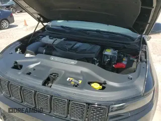 ✅ 2024 Jeep Wagoneer Series II • VIN: 1C4SJSBP1RS140538 • Lot: 66617225. Wystawiony na Copart z przebiegiem 5 444 mil. Bezpłatny archiwum sprzedaży aukcyjnych z USA i szczegółowy raport historii pojazdu na DreamBid. Zdjęcie 15.