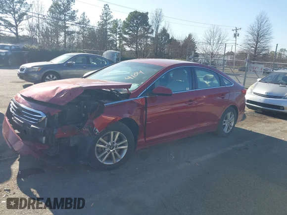 ✅ 2017 Hyundai Sonata SE • VIN: 5NPE24AF2HH584104 • Lot: 43994998. Wystawiony na IAAI z przebiegiem 60 568 mil. Bezpłatny archiwum sprzedaży aukcyjnych z USA i szczegółowy raport historii pojazdu na DreamBid. Zdjęcie 2.