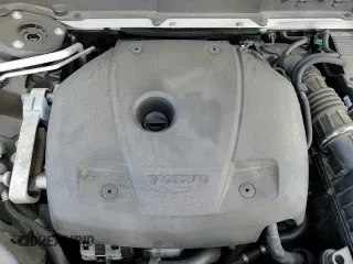 ✅ 2018 Volvo XC60 Momentum • VIN: LYVA22RK2JB078752 • Лот: 56593385. Опубликован ранее на Copart с пробегом 50 890 миль. Бесплатный доступ к архиву аукционных продаж из США и подробный отчёт об истории автомобиля на DreamBid. Изображение 14.