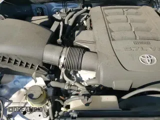 ✅ 2018 Toyota Tundra SR • VIN: 5TFUW5F13JX710077 • Lot: 93733605. Wystawiony na Copart z przebiegiem 76 878 mil. Bezpłatny archiwum sprzedaży aukcyjnych z USA i szczegółowy raport historii pojazdu na DreamBid. Zdjęcie 14.